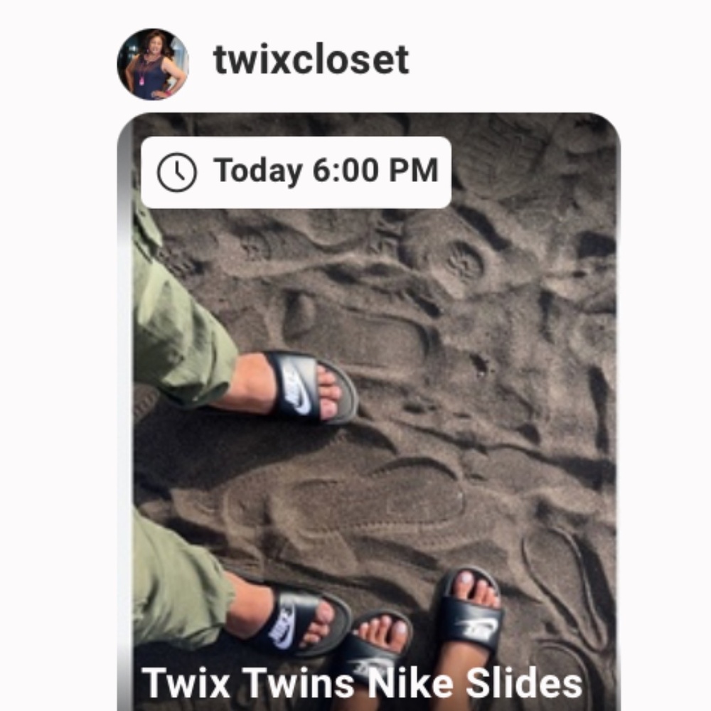Twixcloset Nike Slides Live Show